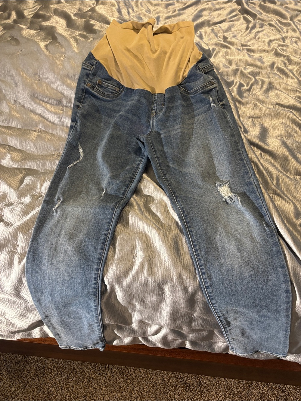 6 pairs of Maternity Blue Jeans/Jeggings with Stretch Waistband, EUC - Picture 13 of 16